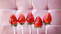 Candied Strawberries Recipe (Tanghulu) Candied Strawberries Recipe (Tanghulu)