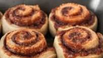 Easy Homemade Cinnamon Rolls (Without Yeast!) Easy Homemade Cinnamon Rolls (Without Yeast!)