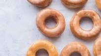 Vegan Glazed Doughnuts Vegan Glazed Doughnuts