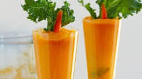 Prosecco and Carrot Juice Cocktails Prosecco and Carrot Juice Cocktails