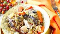 SLOW-COOKER GERMAN PORK RIBS AND SAUERKRAUT SLOW-COOKER GERMAN PORK RIBS AND SAUERKRAUT