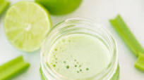 Easy Celery Juice Recipe (Juicer or Blender) Easy Celery Juice Recipe (Juicer or Blender)