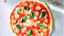 Gino D’Acampo’s classic margherita pizza Gino D’Acampo’s classic margherita pizza