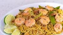 Shrimp and Chicken Pancit Canton Shrimp and Chicken Pancit Canton