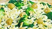 Green Vegan Pizza + The Best 5-Minute Pizza Crust Green Vegan Pizza + The Best 5-Minute Pizza Crust