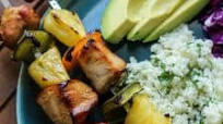 Easy Citrus Chicken Kabobs with Cauliflower Cilantro Lime Rice Easy Citrus Chicken Kabobs with Cauliflower Cilantro Lime Rice