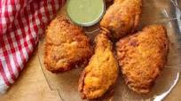Keto Indian chicken farcha with green chutney dip Keto Indian chicken farcha with green chutney dip
