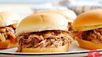 Sándwiches de Cerdo Desmenuzado a la Barbacoa Sándwiches de Cerdo Desmenuzado a la Barbacoa