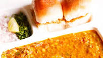 Pav Bhaji Recipe (2 Ways) Pav Bhaji Recipe (2 Ways)