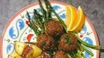 Beef Meatballs w/ Roasted Potatoes and Spicy Asparagus Beef Meatballs w/ Roasted Potatoes and Spicy Asparagus