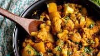 Aloo Gobi (Indian Spiced Potatoes and Cauliflower) Aloo Gobi (Indian Spiced Potatoes and Cauliflower)
