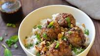 Vietnamese-Style Meatballs with Chili Sauce Vietnamese-Style Meatballs with Chili Sauce