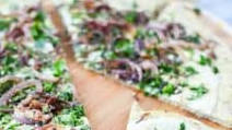 Vegan Garlic Herb White Pizza Vegan Garlic Herb White Pizza