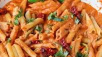 Mozzarella Penne Rosa Pasta with Sun Dried Tomatoes Mozzarella Penne Rosa Pasta with Sun Dried Tomatoes