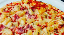 Hawaiian Pineapple Pizza Hawaiian Pineapple Pizza