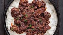 Aubergine puree topped with lamb stew (hünkar beğendi) Aubergine puree topped with lamb stew (hünkar beğendi)