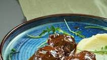 Slow Cooker Beef Cheeks: an easy recipe for mouthwateringly tender beef Slow Cooker Beef Cheeks: an easy recipe for mouthwateringly tender beef