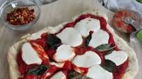 Weber Pizza Margherita Style Weber Pizza Margherita Style