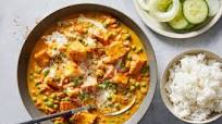 Mattar Paneer (Peas and Paneer in Spiced Tomato Gravy) Mattar Paneer (Peas and Paneer in Spiced Tomato Gravy)