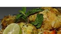 चिकन दम बिरयानी (Chicken dum biryani recipe in hindi) चिकन दम बिरयानी (Chicken dum biryani recipe in hindi)