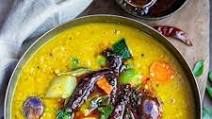 Vegetable Sambar (Mixed Veg Lentil Curry) Vegetable Sambar (Mixed Veg Lentil Curry)