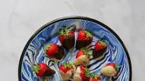 How to Make Chocolate Covered Strawberries How to Make Chocolate Covered Strawberries