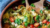Tortellini Caprese Salad Tortellini Caprese Salad