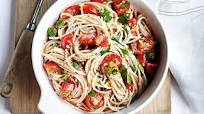Buckwheat spaghetti with tomato, lemon and flat-leaf parsley Buckwheat spaghetti with tomato, lemon and flat-leaf parsley