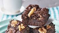 Classic Fudge-Walnut Brownies Classic Fudge-Walnut Brownies