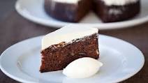 Slow-cooked carrot cake Slow-cooked carrot cake