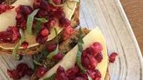 Pomegranate Cranberry Brie Bruschetta Pomegranate Cranberry Brie Bruschetta