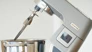 Rhabarber-Erdbeer-Joghurtkuchen ¦ Kenwood Titanium Chef Patissier XL Rhabarber-Erdbeer-Joghurtkuchen ¦ Kenwood Titanium Chef Patissier XL