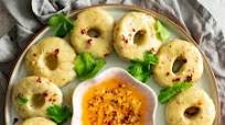 Garlic Butter Khichu (Papdi no Lot) Garlic Butter Khichu (Papdi no Lot)