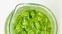 How to Make Cucumber Juice (3 Methods) How to Make Cucumber Juice (3 Methods)