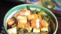 Curried Tofu with Mustard Greens (Vegan) Curried Tofu with Mustard Greens (Vegan)