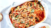 Cheesy Ground Lamb and Spinach Pasta Bake Cheesy Ground Lamb and Spinach Pasta Bake