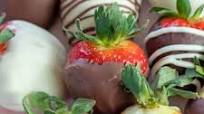 Valentine's Day Chocolate Covered Strawberries Valentine's Day Chocolate Covered Strawberries