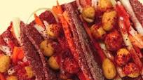 Aprende a preparar taquitos de jícama enchilados rellenos de fruta (receta fácil) Aprende a preparar taquitos de jícama enchilados rellenos de fruta (receta fácil)