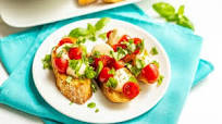 Easy Caprese bruschetta Easy Caprese bruschetta