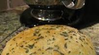 Rosemary Bread {Macaroni Grill Copycat Recipe} Rosemary Bread {Macaroni Grill Copycat Recipe}
