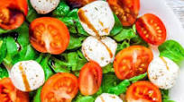 Spinach Caprese Salad Spinach Caprese Salad