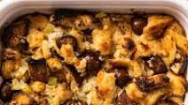 Easy Slow Cooker Stuffing Easy Slow Cooker Stuffing