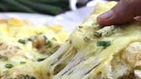 CHEESE GARLIC BREAD | HOW TO MAKE CHEESY GARLIC CRACK BREAD OR PULL APRT BREAD? CHEESE GARLIC BREAD | HOW TO MAKE CHEESY GARLIC CRACK BREAD OR PULL APRT BREAD?
