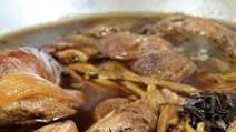 Sweet Sour Pork Hock Stew (Paksiw na Pata) Sweet Sour Pork Hock Stew (Paksiw na Pata)
