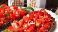 Bruschette al pomodoro e pomodorini Bruschette al pomodoro e pomodorini