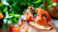 Bruschetta al pomodoro Bruschetta al pomodoro