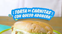Torta de carnitas con queso adobera Torta de carnitas con queso adobera