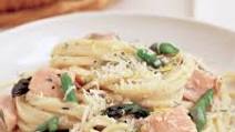 Creamy Light Pasta with Salmon, Asparagus and Dill Creamy Light Pasta with Salmon, Asparagus and Dill