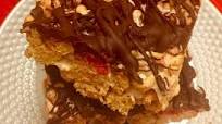 No Bake Chocolate Covered Strawberry Bars No Bake Chocolate Covered Strawberry Bars