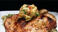 Pork Chops Stuffed with Smoked Gouda and Bacon Pork Chops Stuffed with Smoked Gouda and Bacon
